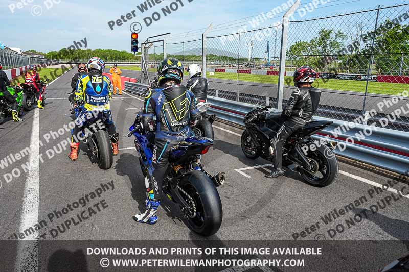 donington no limits trackday;donington park photographs;donington trackday photographs;no limits trackdays;peter wileman photography;trackday digital images;trackday photos